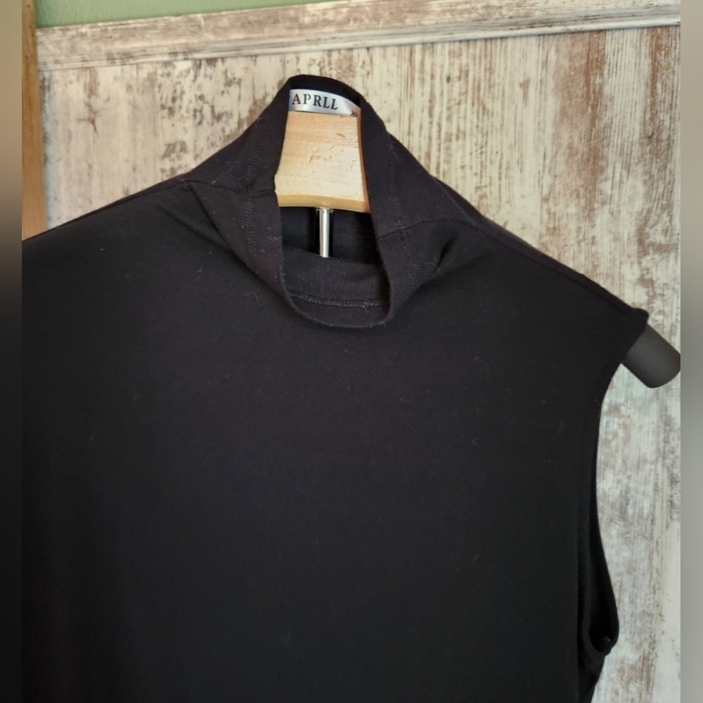 Black Tank Top by